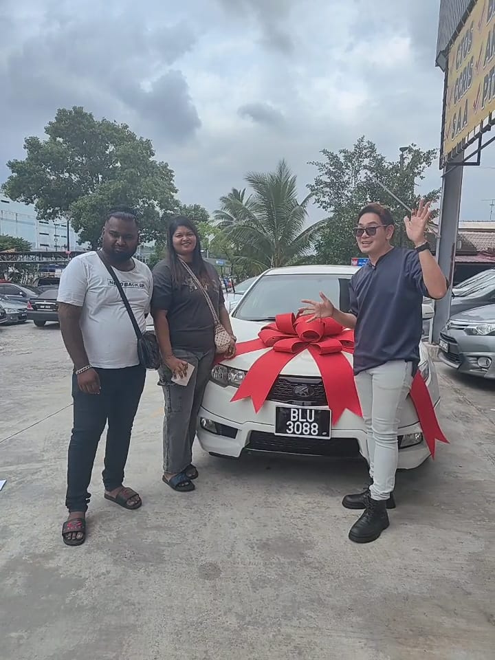 Penyerahan Proton Saga kepada Cik Sharmila
